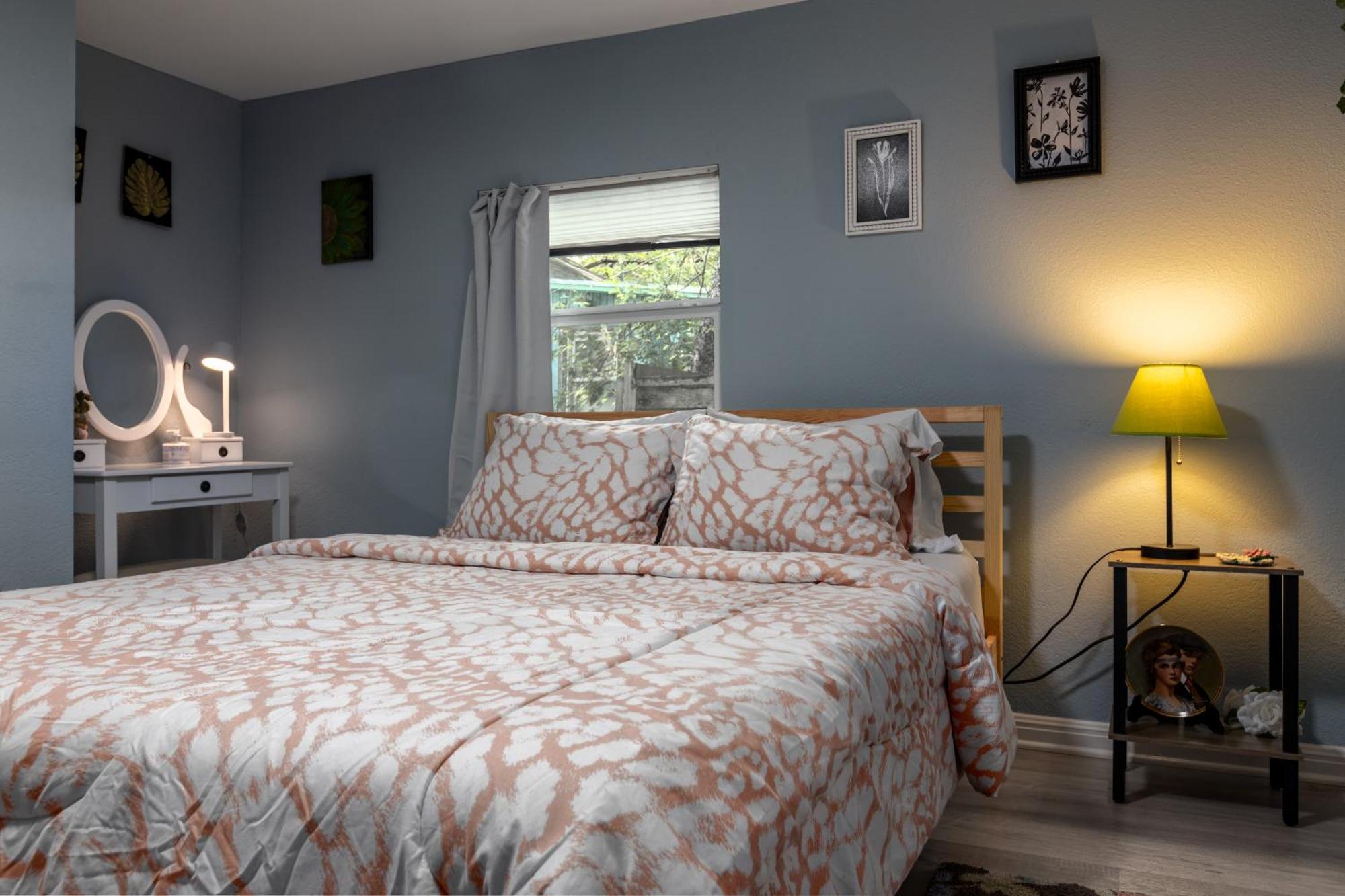 Award Winning Cultural Heritage Home Near Downtown - Walk To 6Th Street Austin Esterno foto